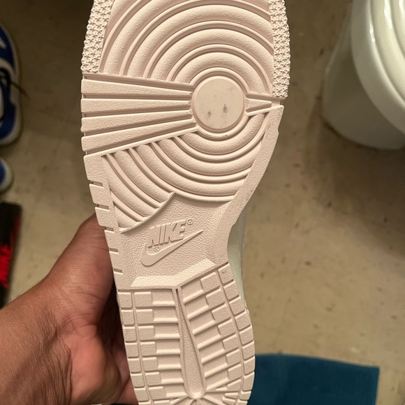 Nike Dunk High - Picture 4 of 4